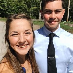 Meet your Posher, Jasmine